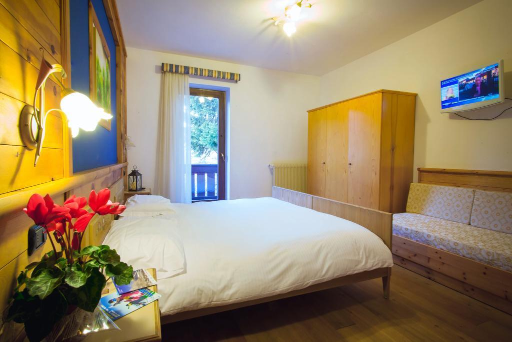 Hotel Garni Edy Daiano Bagian luar foto