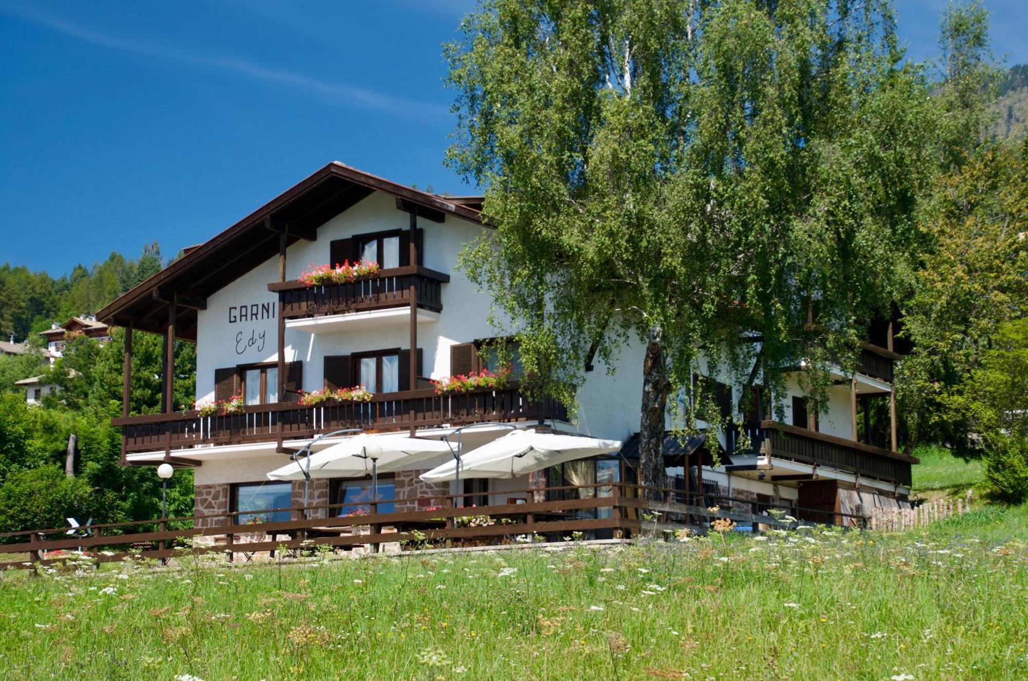 Hotel Garni Edy Daiano Bagian luar foto
