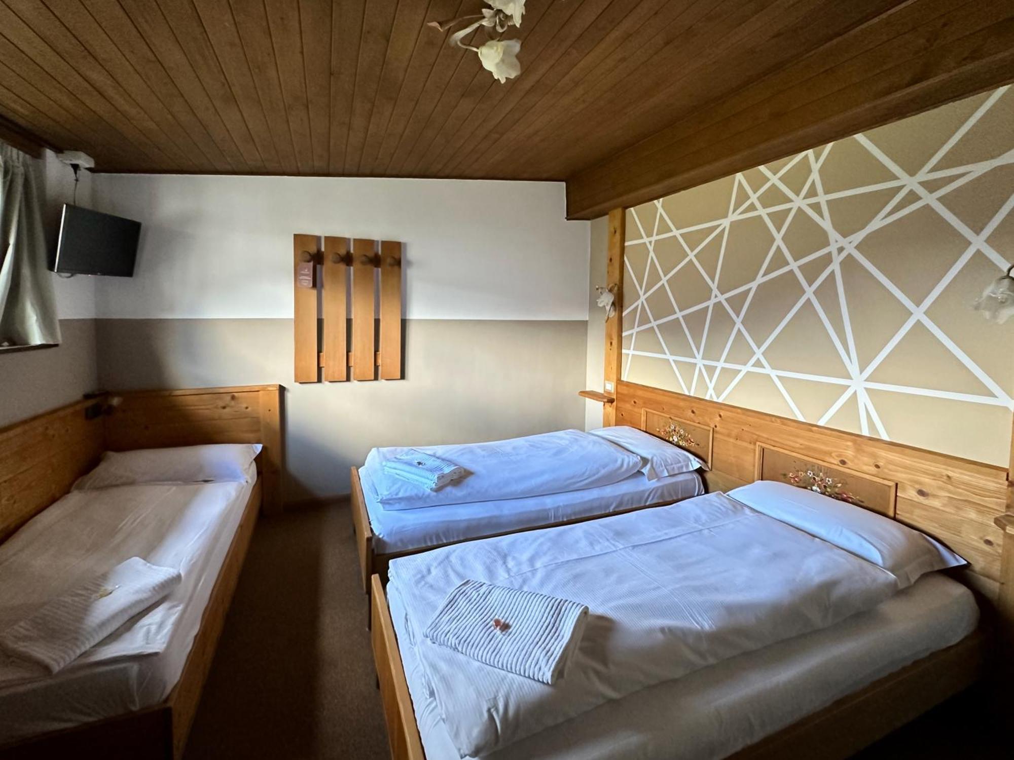 Hotel Garni Edy Daiano Bagian luar foto