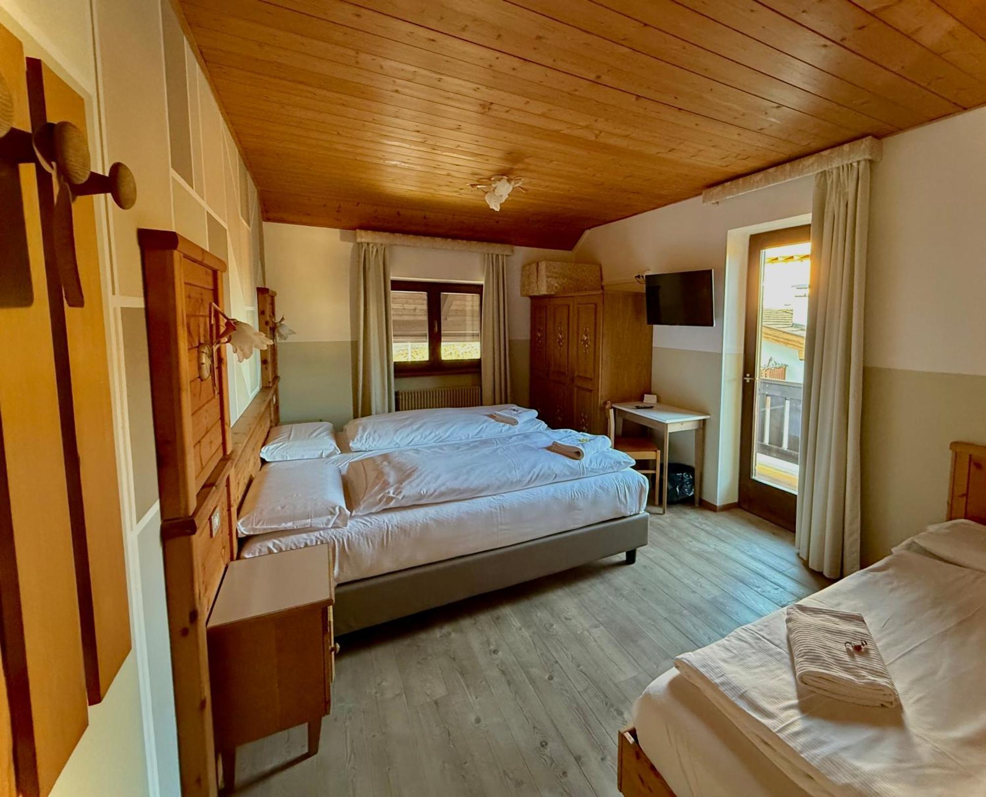 Hotel Garni Edy Daiano Bagian luar foto