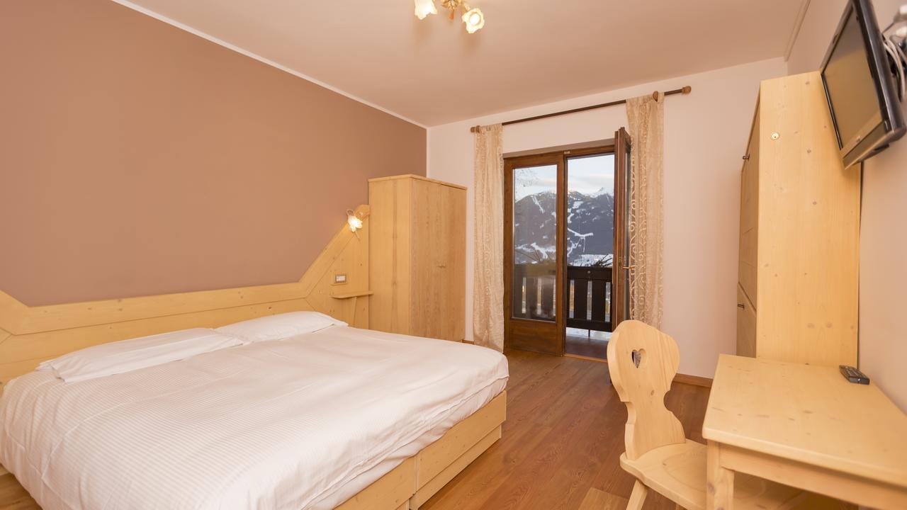 Hotel Garni Edy Daiano Bagian luar foto